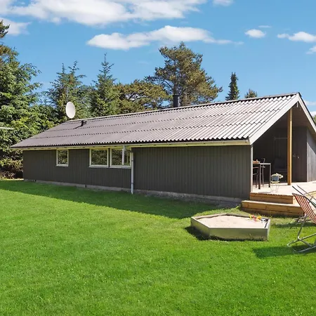 Holiday home Pet Friendly In With Kitchen *